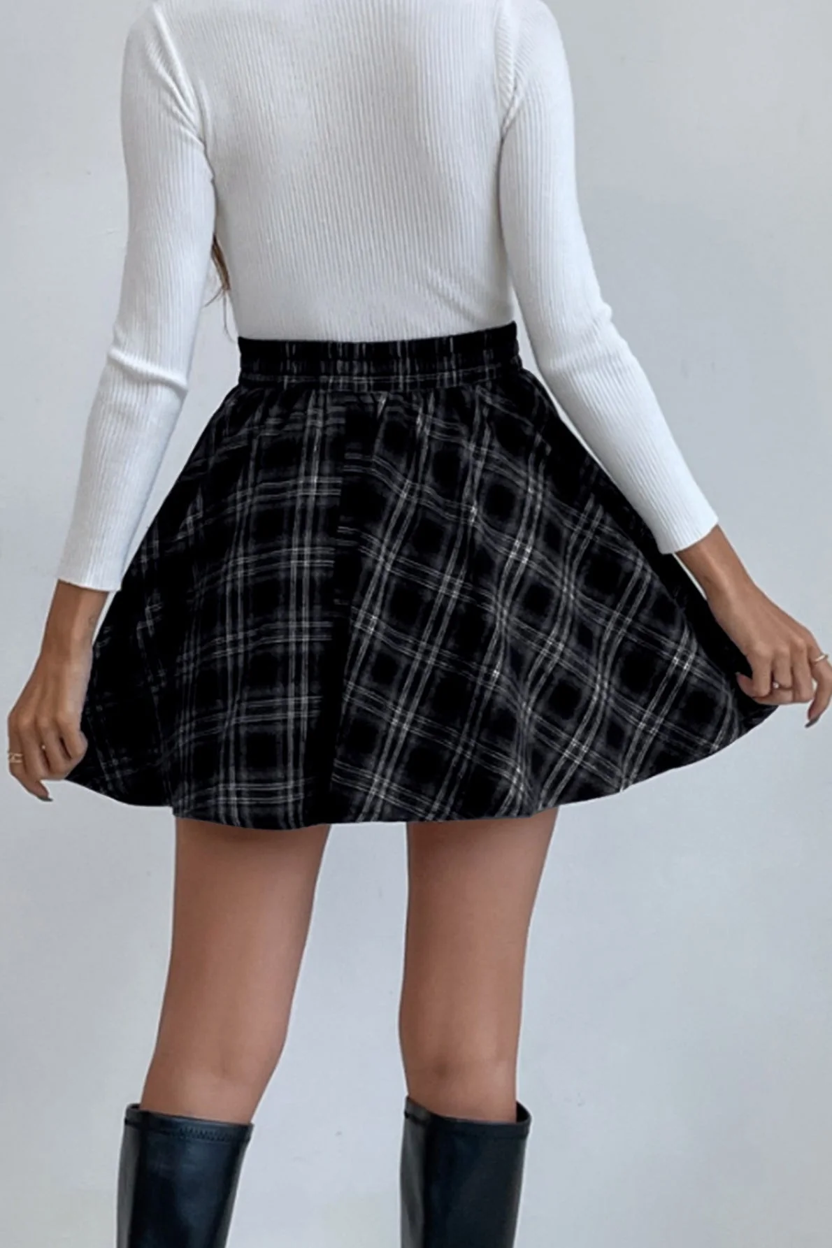 Versatile Plaid Mini Skirt - Image 4