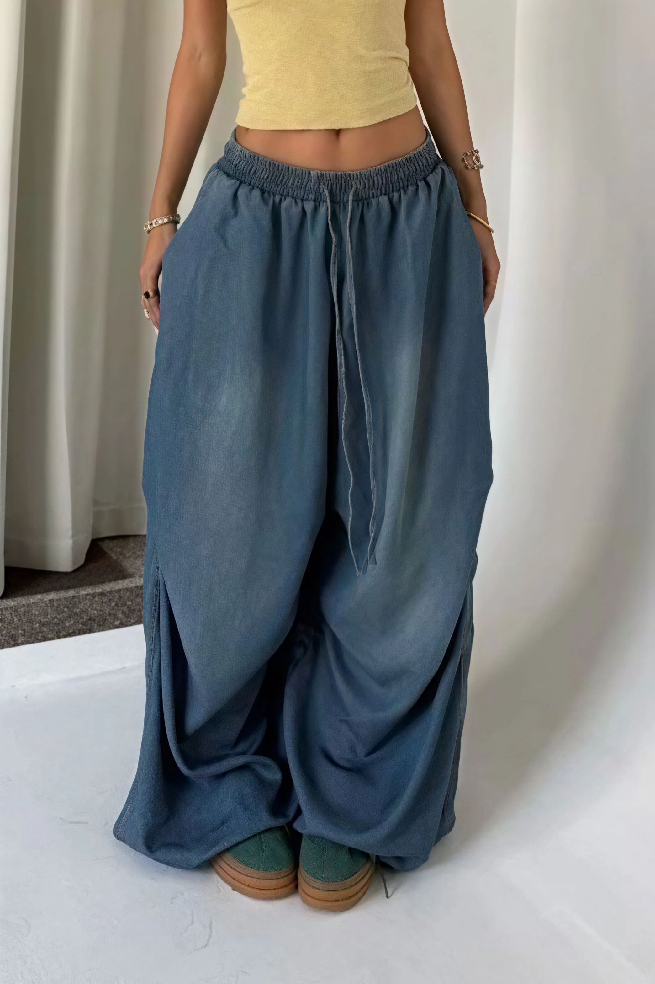 Versatile Vintage Wide Leg Loose Jeans - Image 5