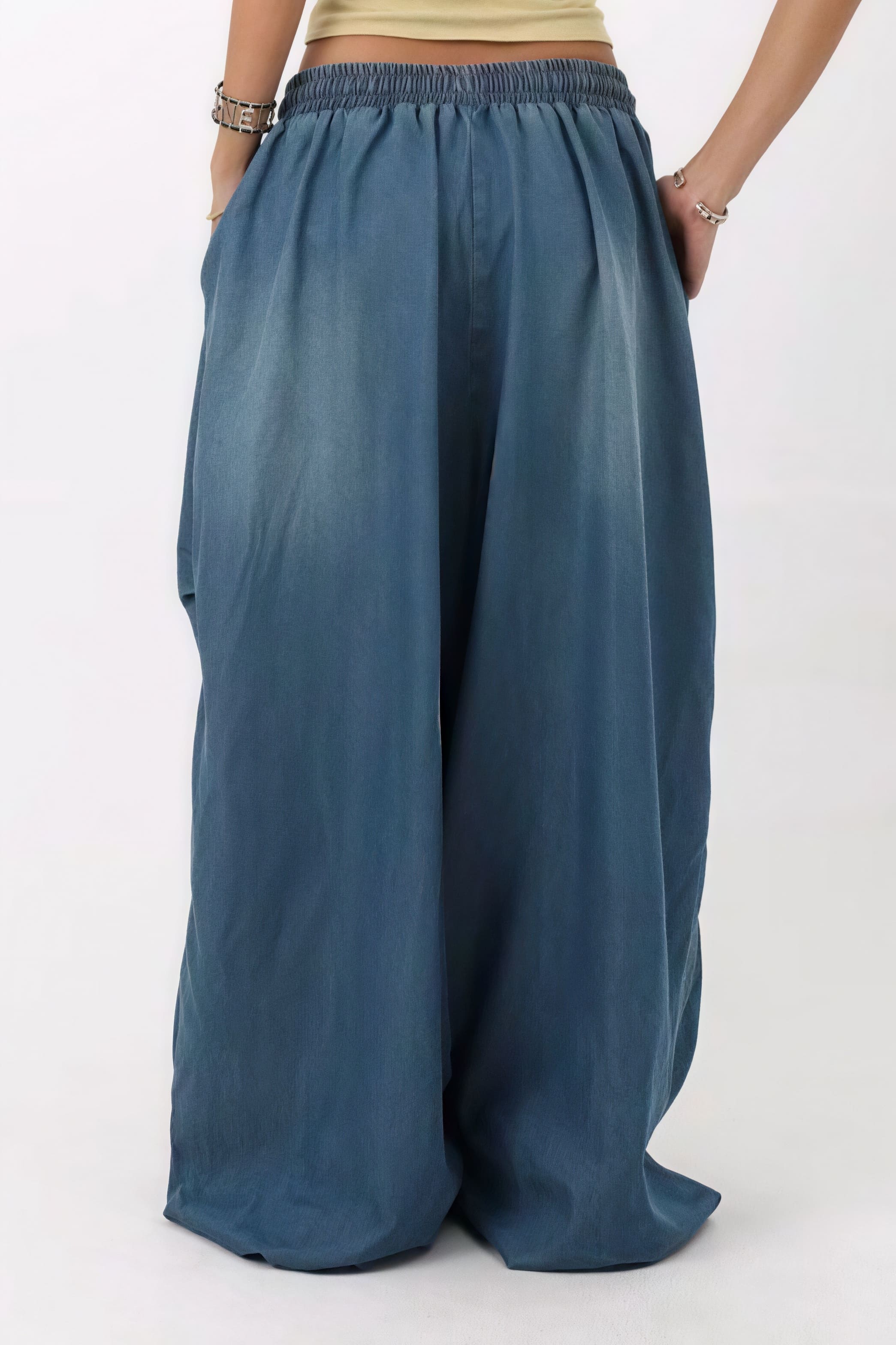 Versatile Vintage Wide Leg Loose Jeans - Image 6