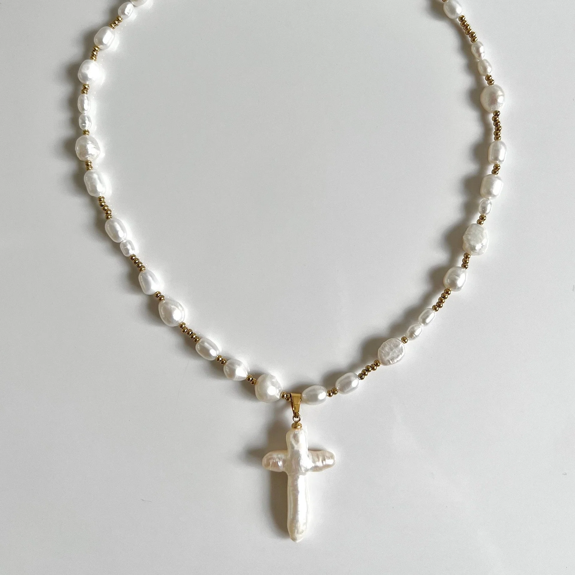 Vintage Baroque Cross Pearl NeckLace - Image 3