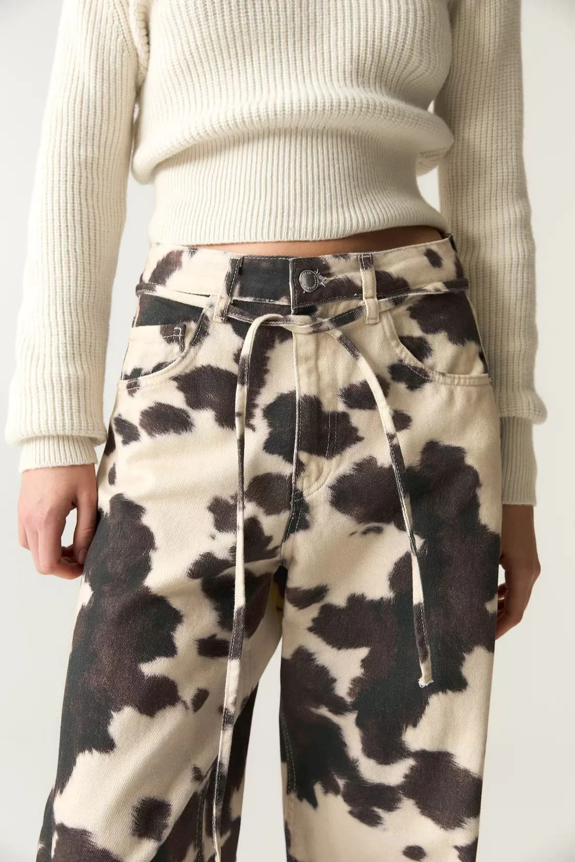 Vintage Cow Print Casual Jeans - Image 4