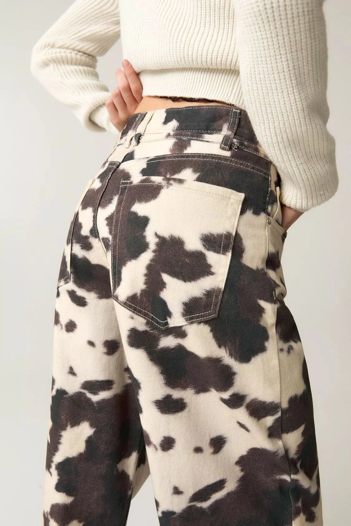 Vintage Cow Print Casual Jeans - Image 5