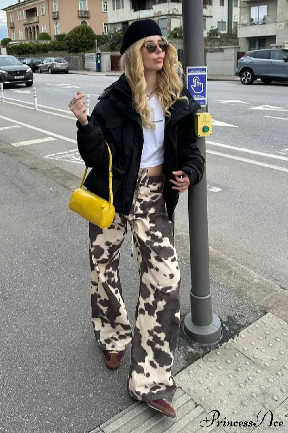 Vintage Cow Print Elegant Straight-Leg Jeans - Image 2