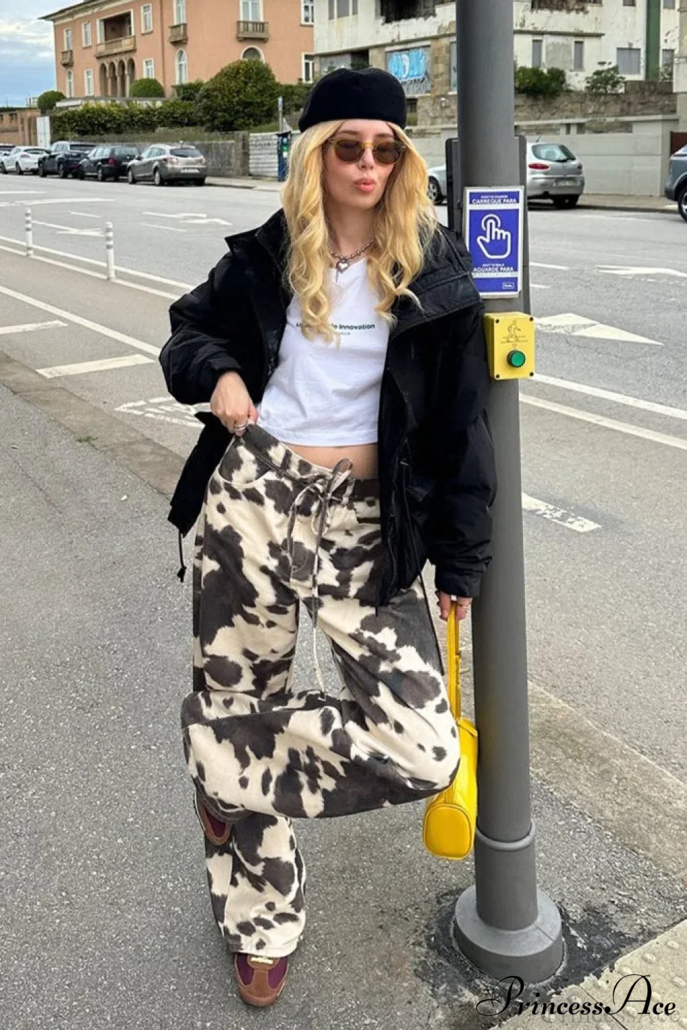 Vintage Cow Print Elegant Straight-Leg Jeans - Image 3