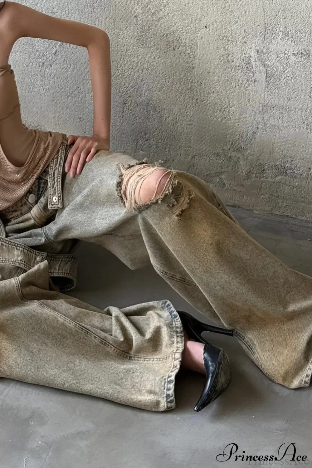 Vintage Distressed Loose Floor Length Jeans - Image 2