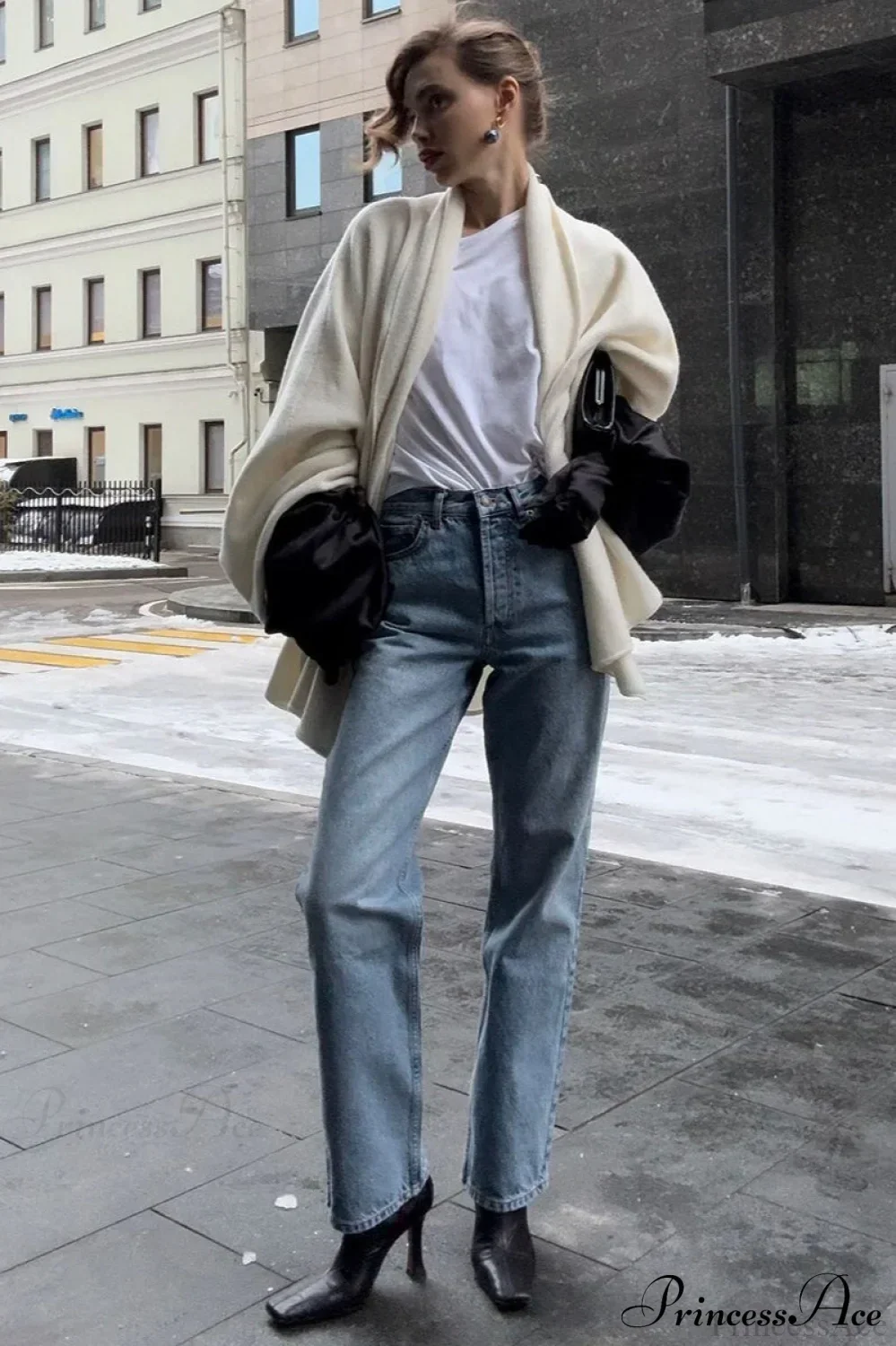 Vintage High-Rise Straight-Leg Pencil Fit Jeans - Image 4