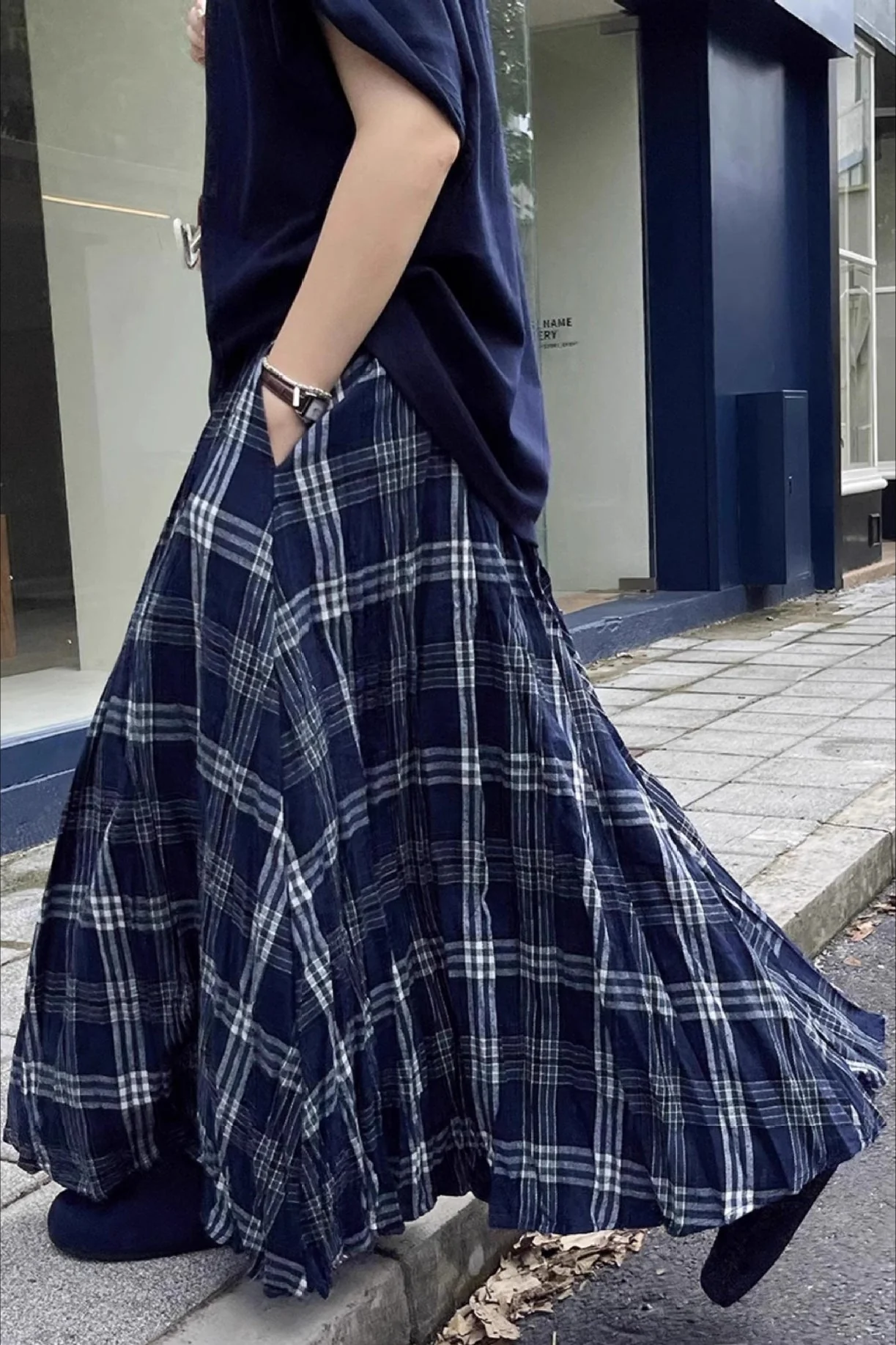 Vintage High-Waist Plaid Flared Skirt - Image 2