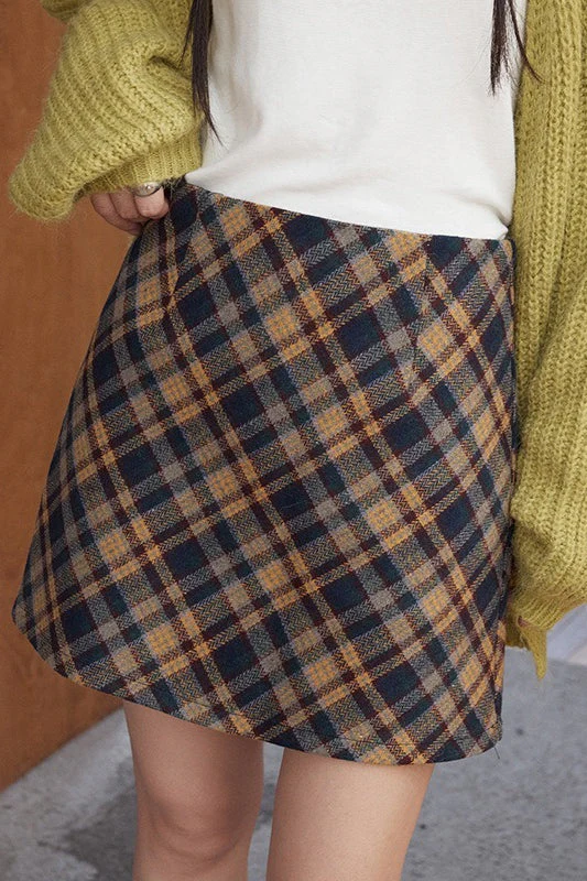 Vintage High-Waist Plaid Pencil Skirt - Image 4