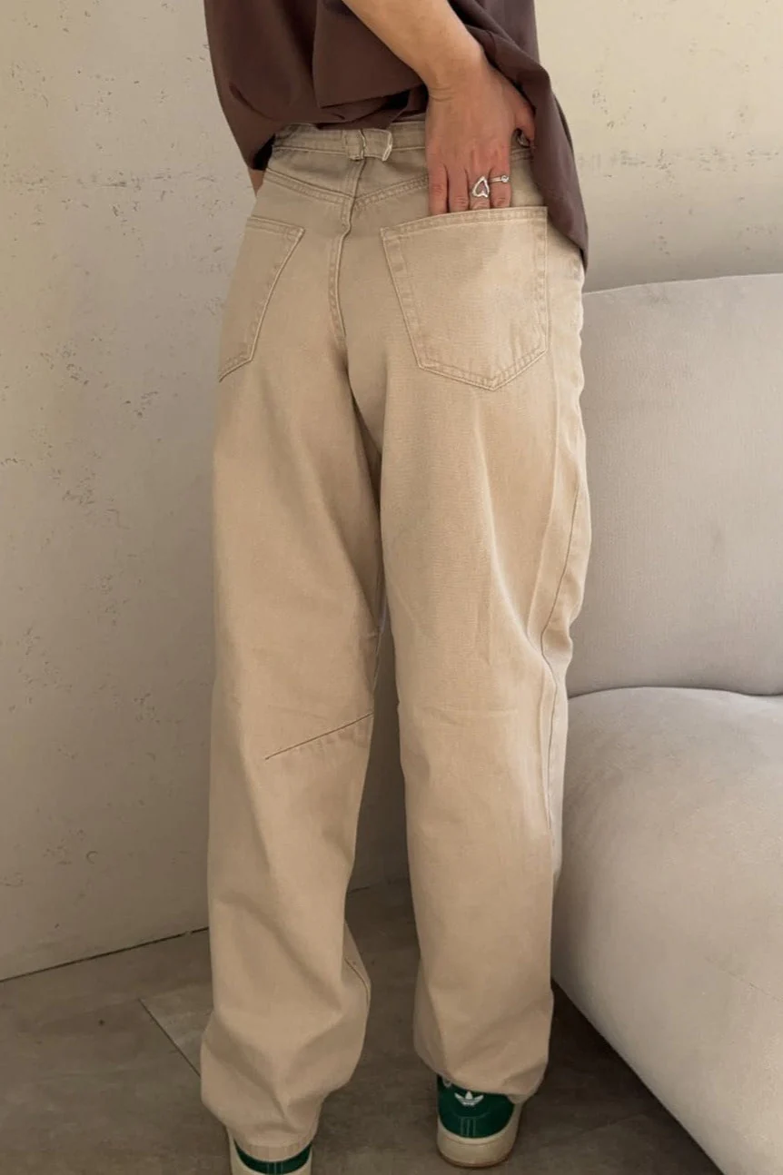 Vintage High-Waist Straight-Leg Jeans - Image 3