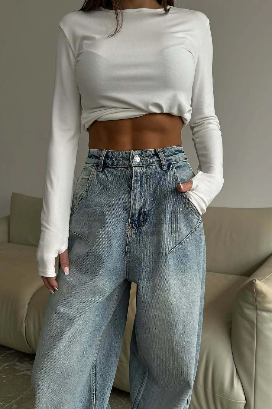 Vintage Low Rise Washed Jeans - Image 4