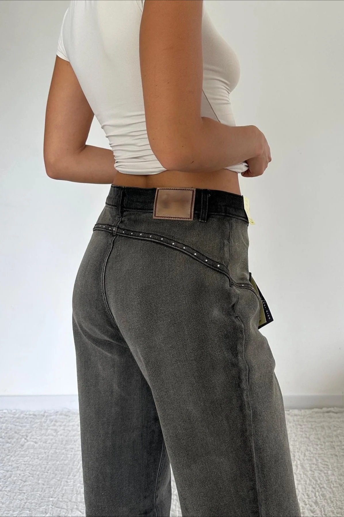 Vintage Patchwork Straight-Leg Jeans - Image 5