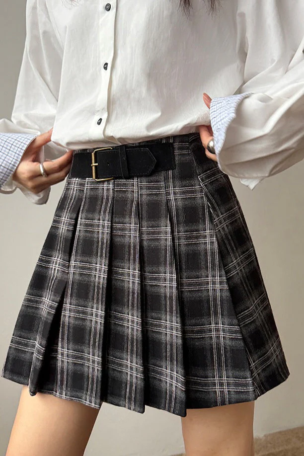 Vintage Plaid Pleated Skirt - Image 8
