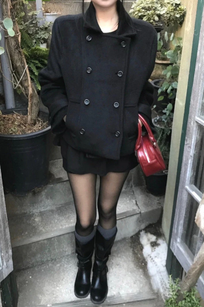 Vintage Preppy Fleece-Lined Wool Blend Short Coat - Image 6