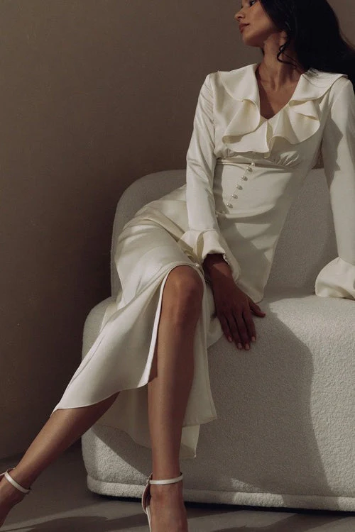 Vintage Ruffled V-Neck Flared Sleeve Maxi Dress - Image 3