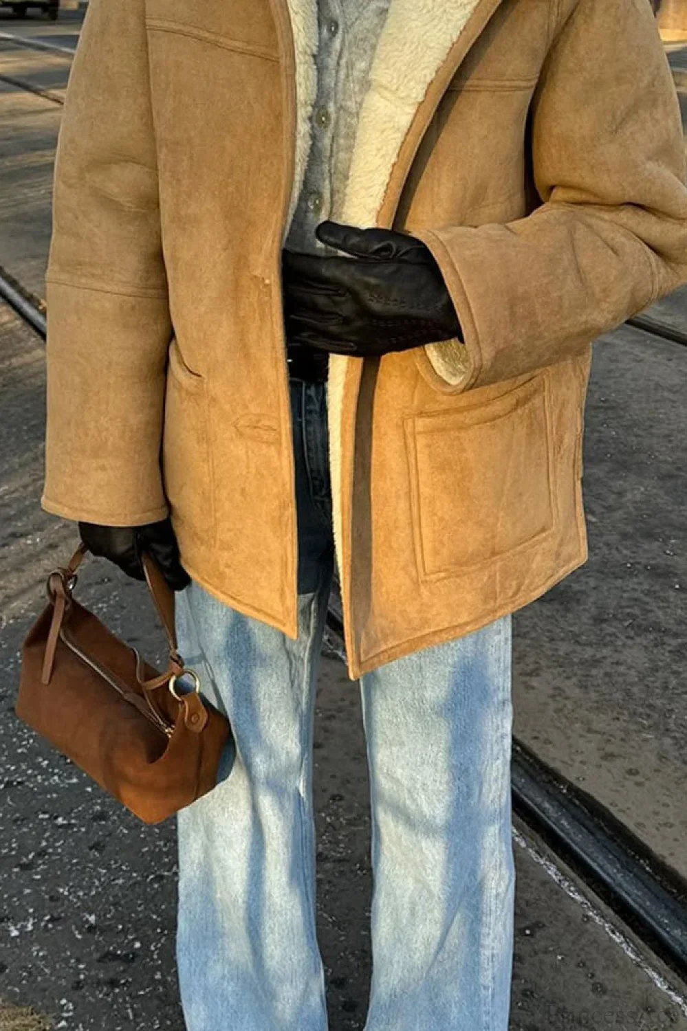 Vintage Suede Sherpa-Lined Wide Lapel Coat - Image 5