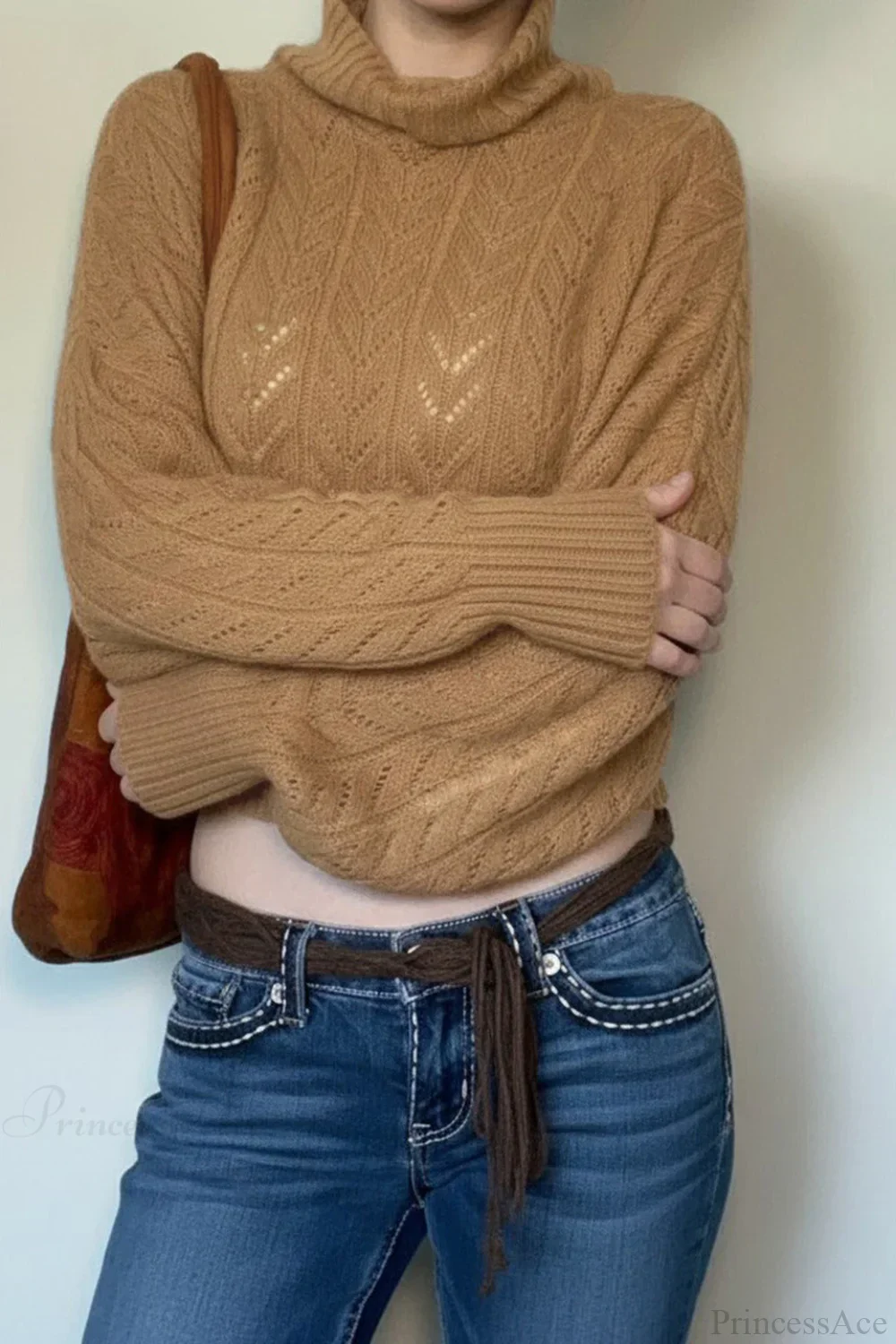 Vintage Turtleneck Slim Fitted Knit Sweater - Image 3
