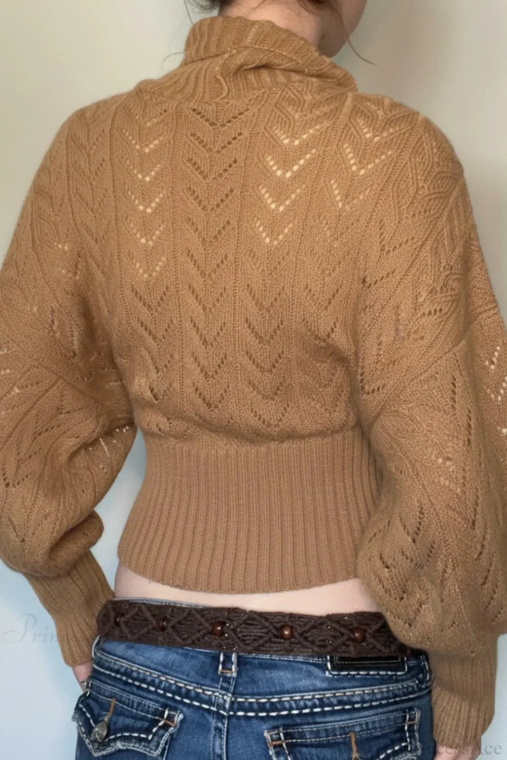 Vintage Turtleneck Slim Fitted Knit Sweater - Image 4