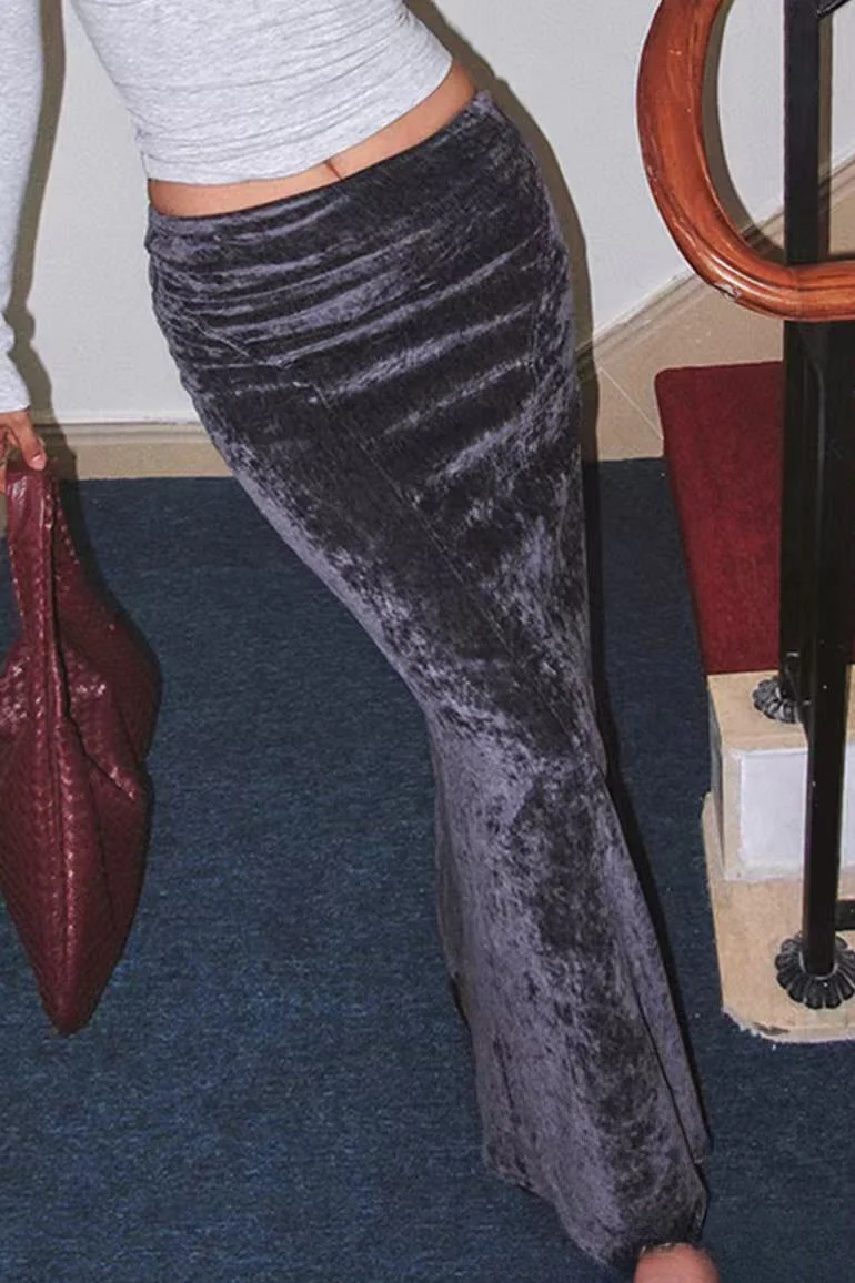 Vintage Velvet Bias-Cut Maxi Skirt - Image 4