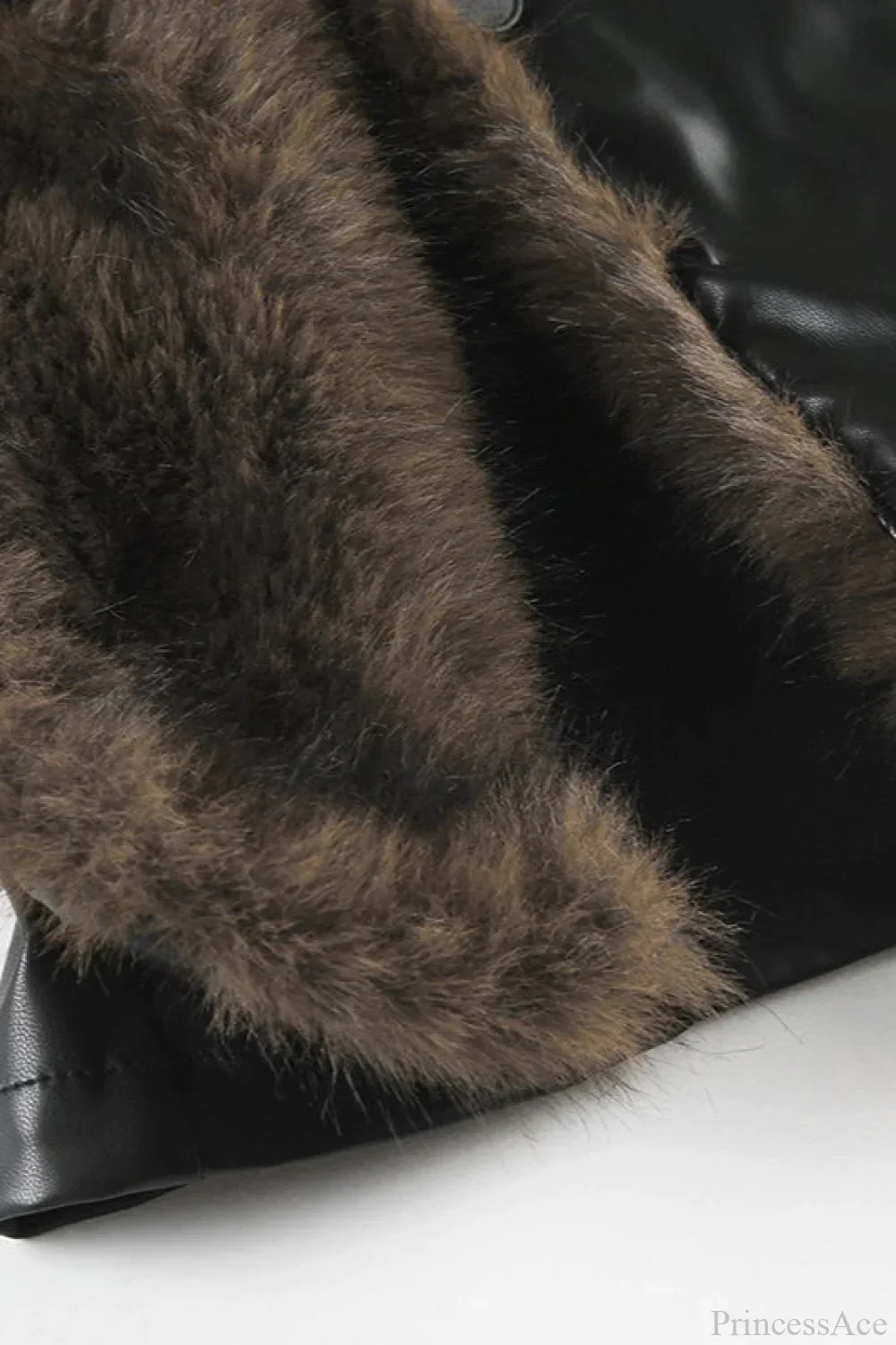 Vintage Y2K Furry Collar Leather Waist - Cinching Jacket - Image 5