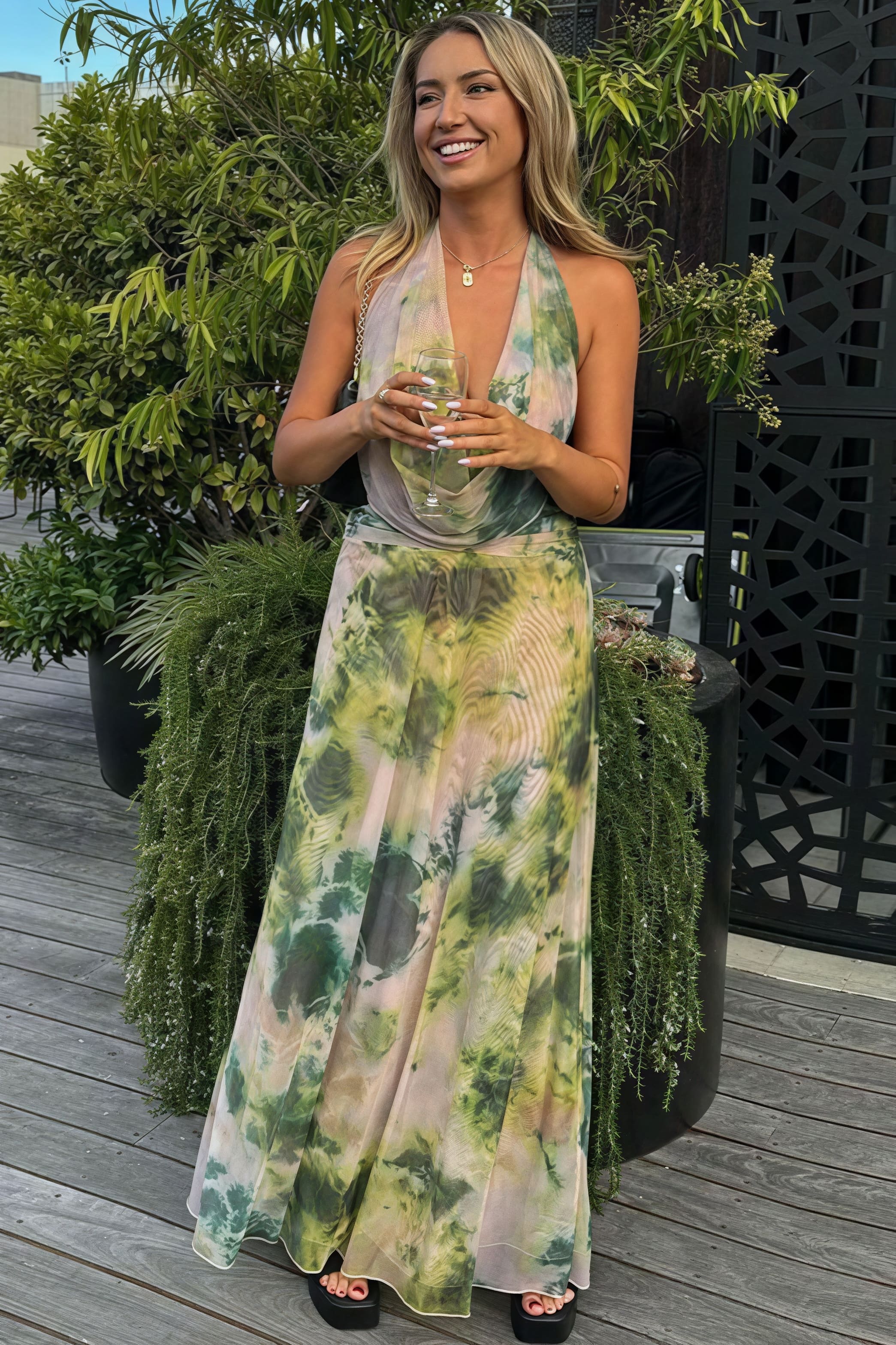 Watercolor Print Deep V Cowl Neck Backless Cami Ruched Maxi Dress - Image 5