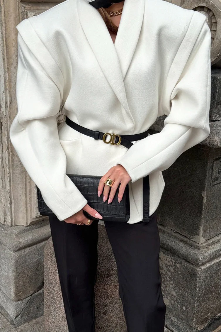 White Wool Thickened Belted Collared Mid-Coat - Image 3