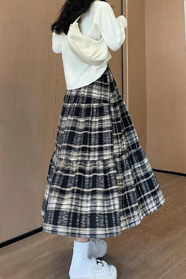 Wool Blend Tiered Plaid Skirt - Image 10