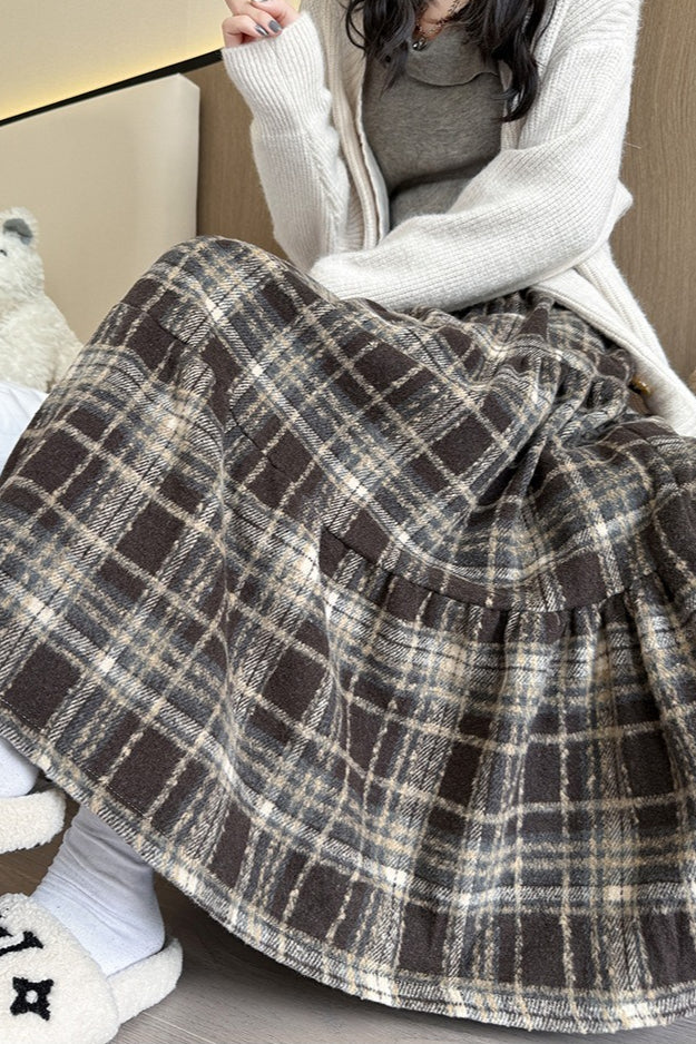Wool Blend Tiered Plaid Skirt - Image 13