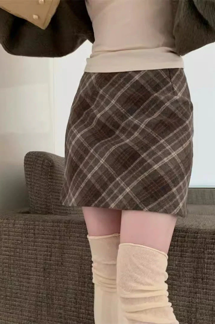 Wool Plaid High Waist A-Line Skirt - Image 2