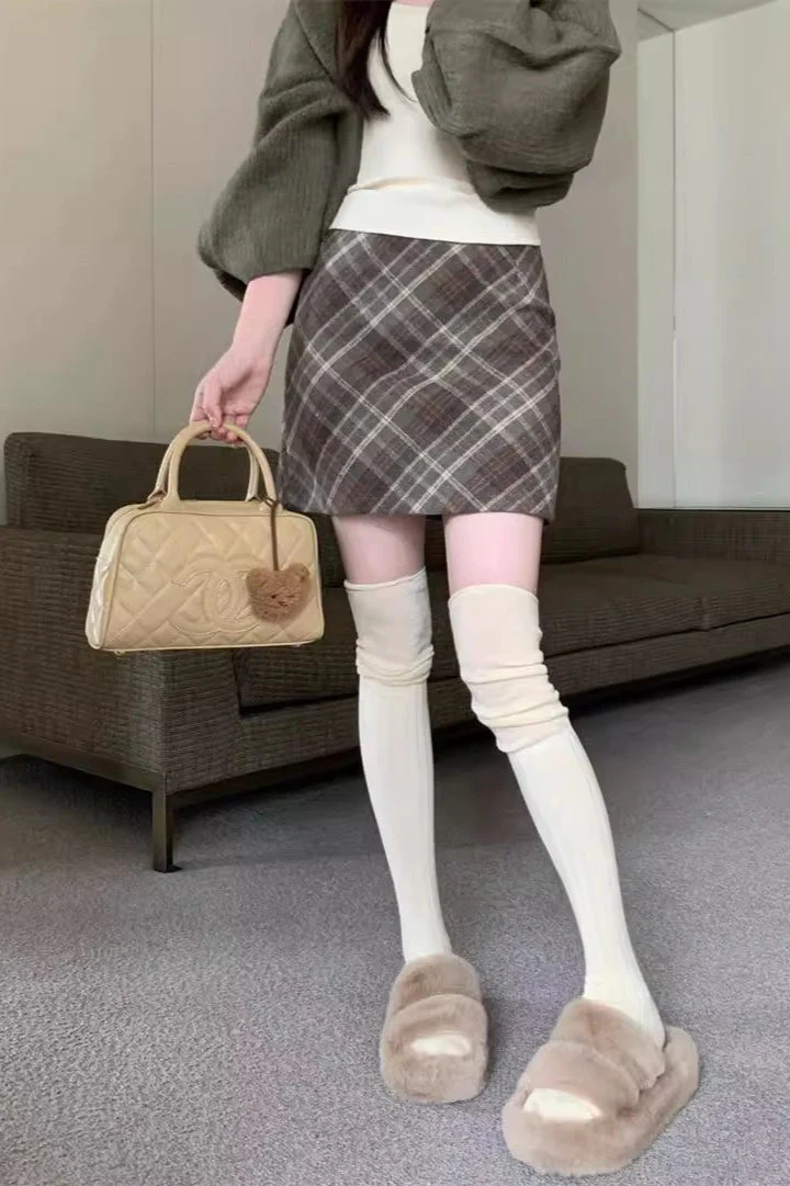 Wool Plaid High Waist A-Line Skirt - Image 4