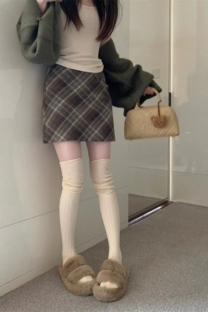 Wool Plaid High Waist A-Line Skirt - Image 6