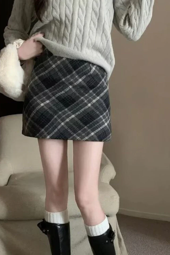 Wool Plaid High Waist A-Line Skirt - Image 7