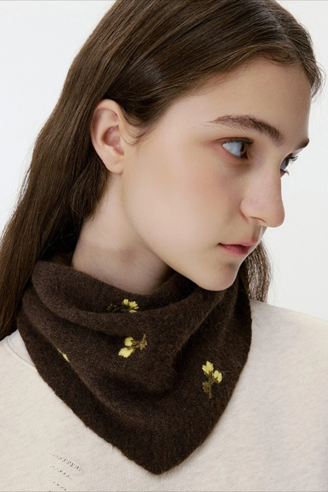 Wool Vintage Flower Embroidered Knitted Scarf - Image 2
