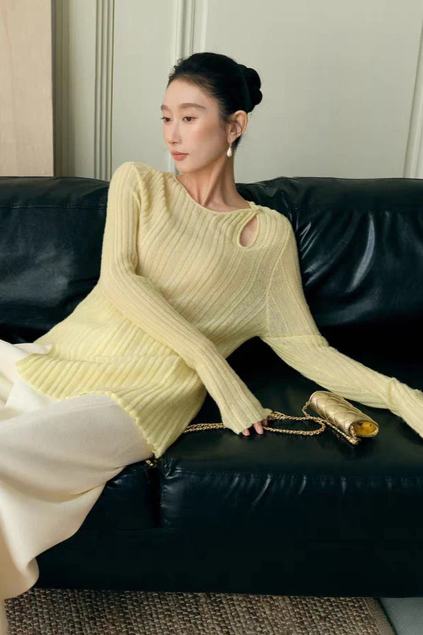 Yaohua Xiyan French Elegant Wool Openwork Ribbed Knit Top - Image 3
