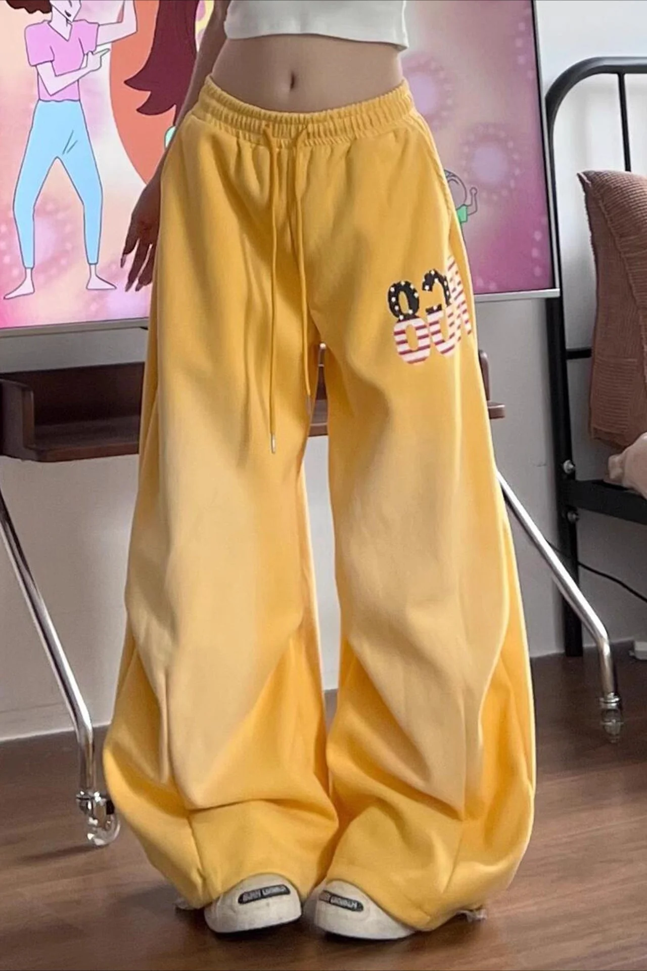 Yellow Graphic Loose Casual Sweat Pants - Image 2