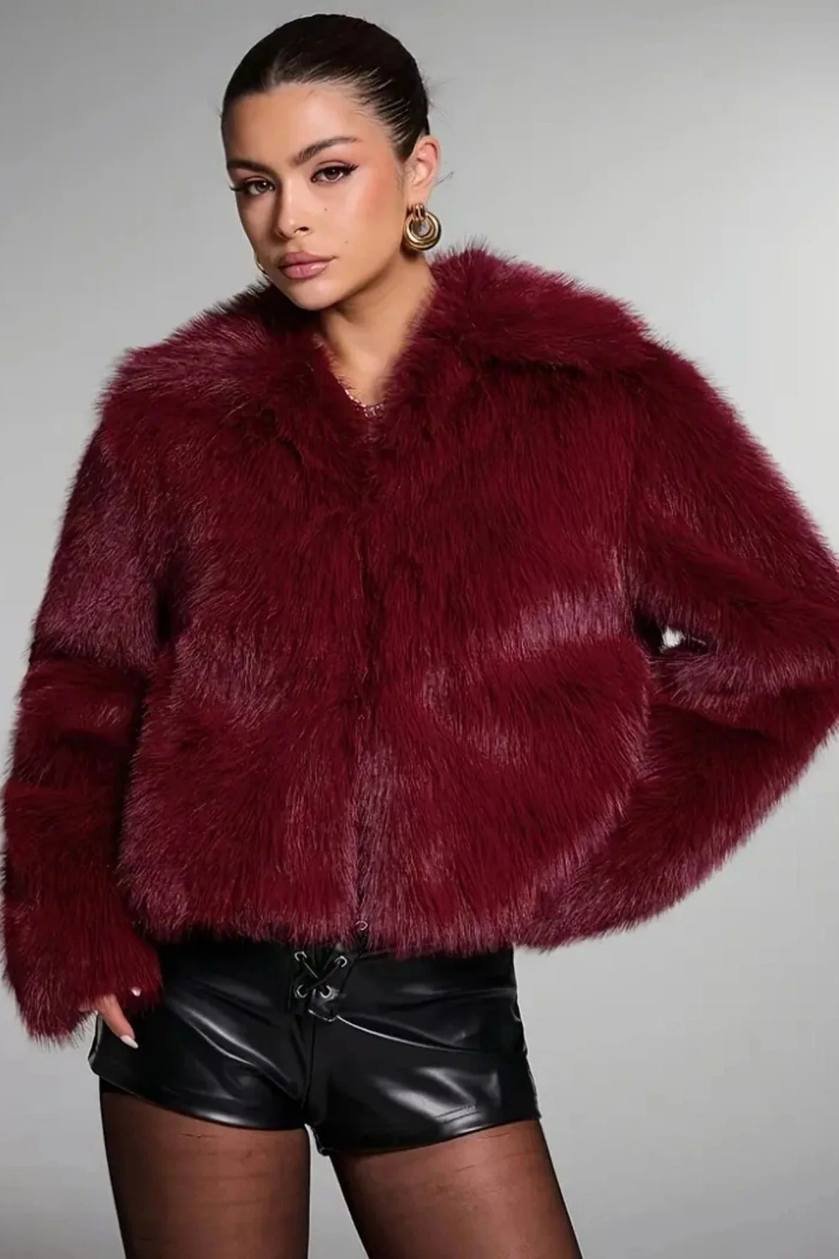 Vintage Elegant Faux Fur Buttoned Long-Sleeve Coat - Image 3