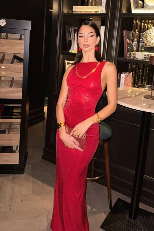 Elegant Red Slim Fit Maxi Dress - Image 3