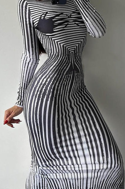 Round Neck Long Sleeve Maxi Dress - Image 4