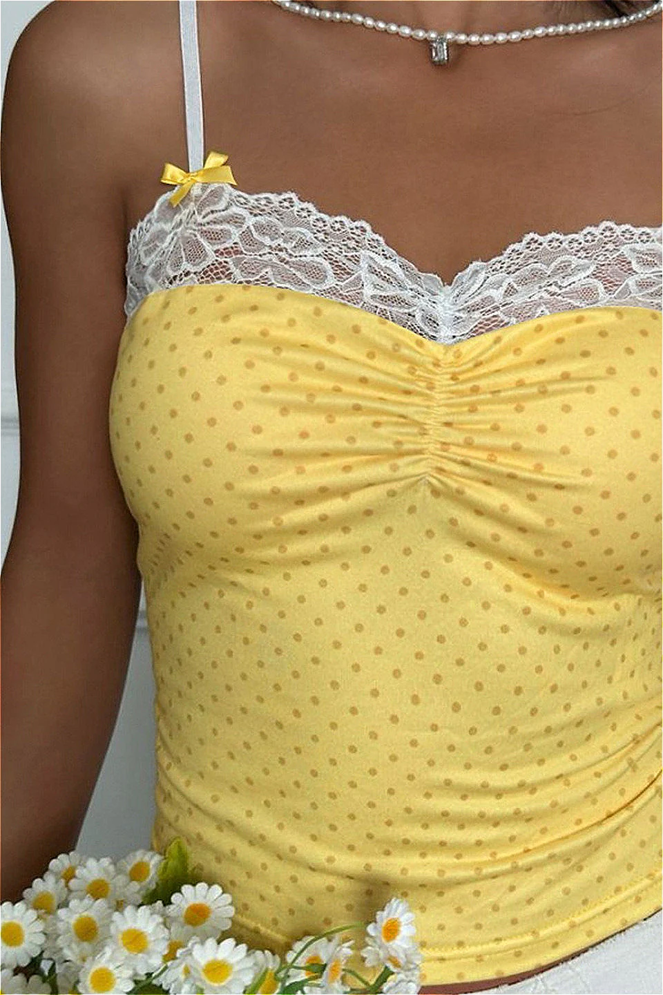 Bow Detail Floral Cami Crop Top - Image 3
