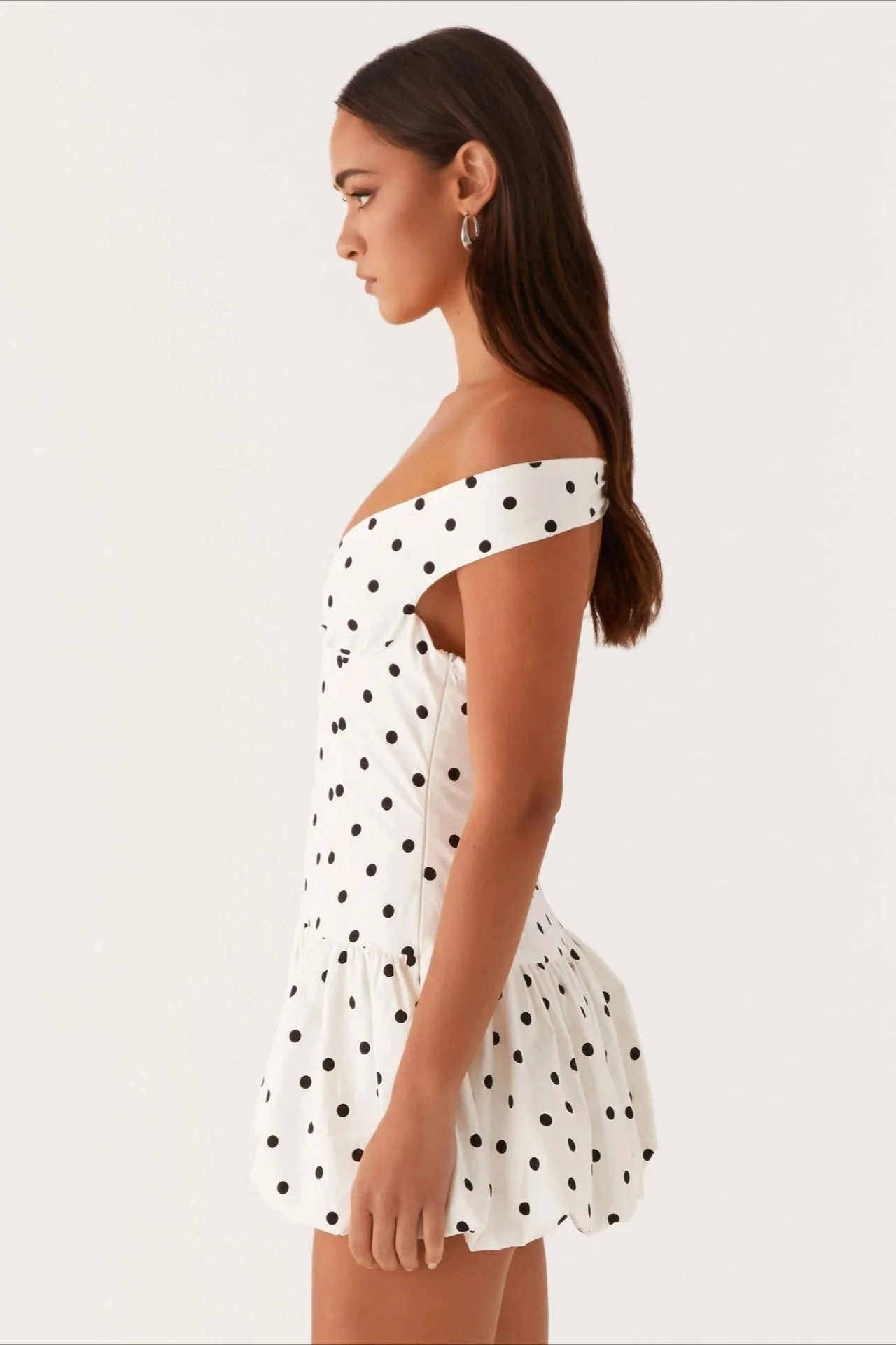 Off-Shoulder Peplum Mini Dress - Image 3