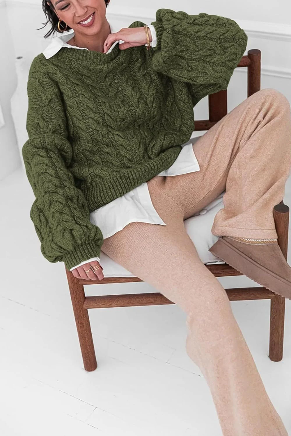 Vintage Chunky Knit Cable Sweater - Image 8