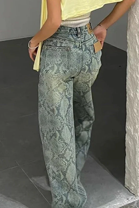 Serpentine Print Low Waist Straight Leg Jeans - Image 4