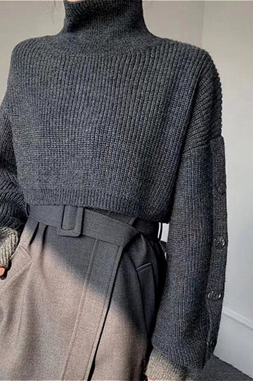 Vintage Turtleneck Crop Knit Sweater - Image 3