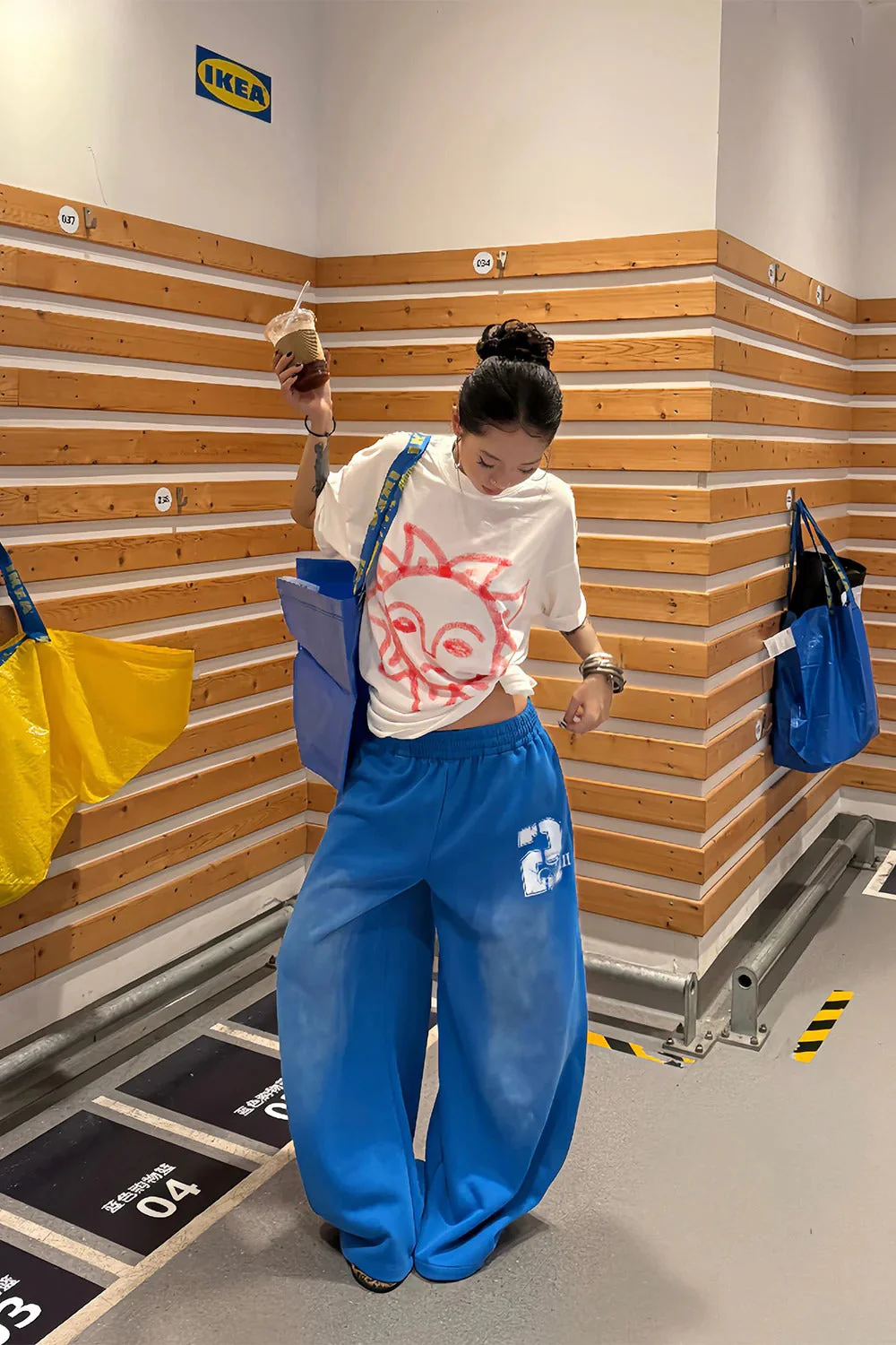 Y2K Oversized Blue Sweat Pant - Image 2