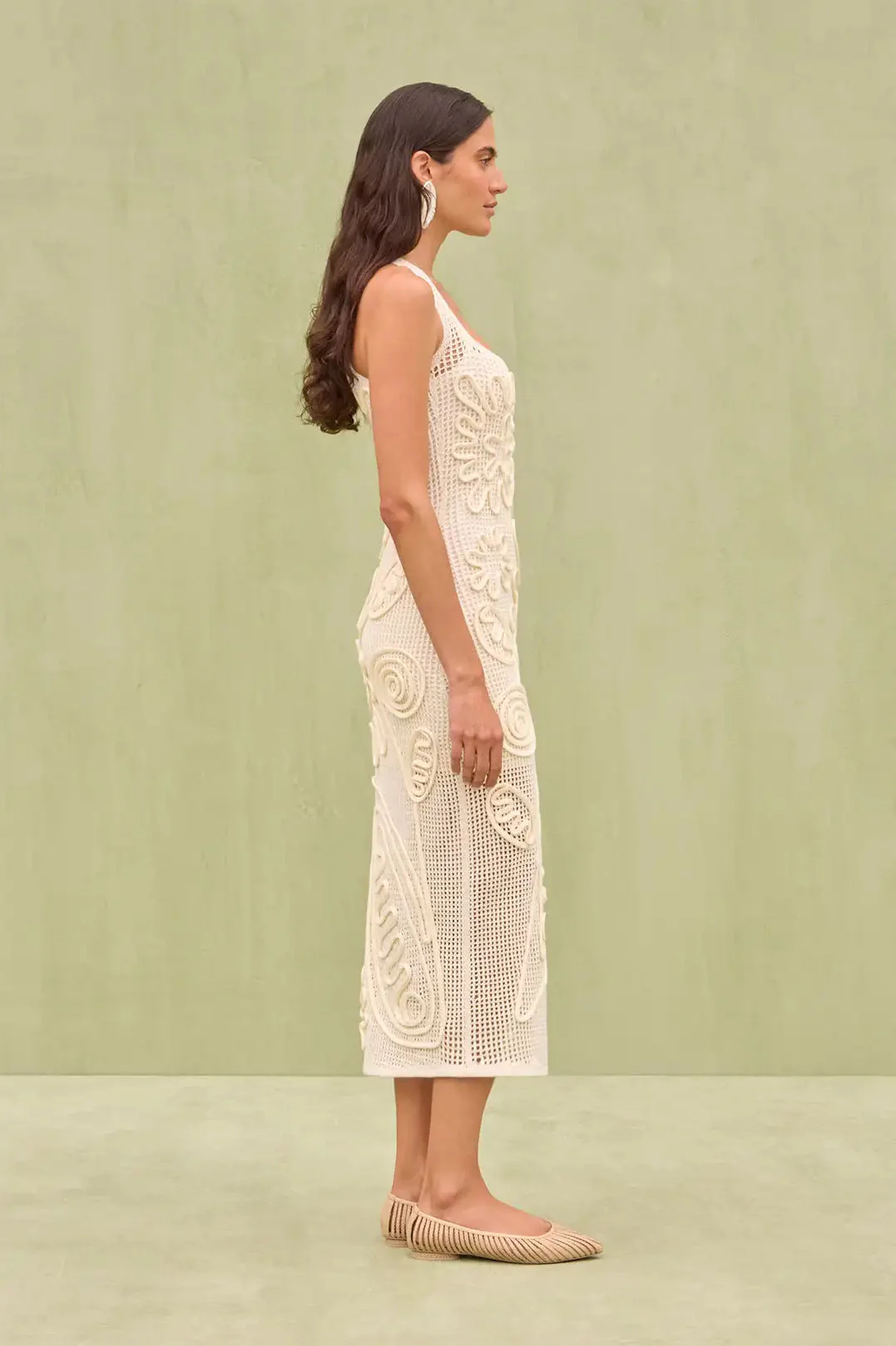 Elegant Knitted Sleeveless Floral Dress - Image 3