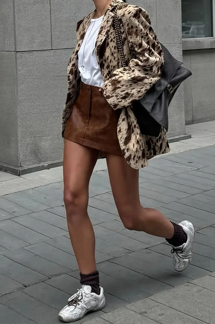 Relaxed Fit Leopard Print Blazer Coat - Image 3