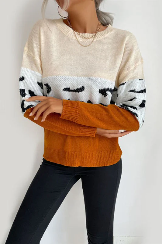 Contrast Leopard Pattern Knit Sweater - Image 2