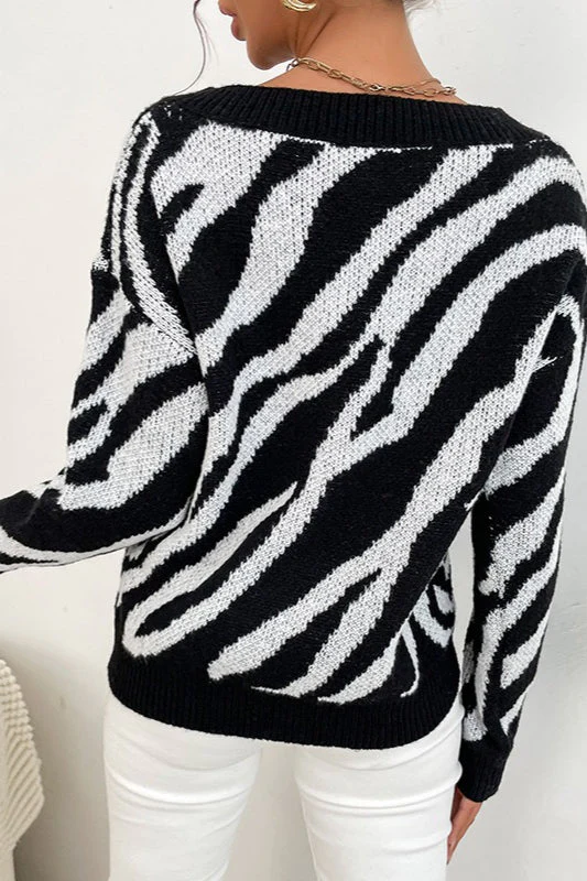 Warm Zebra Pattern Pullover Sweater - Image 3