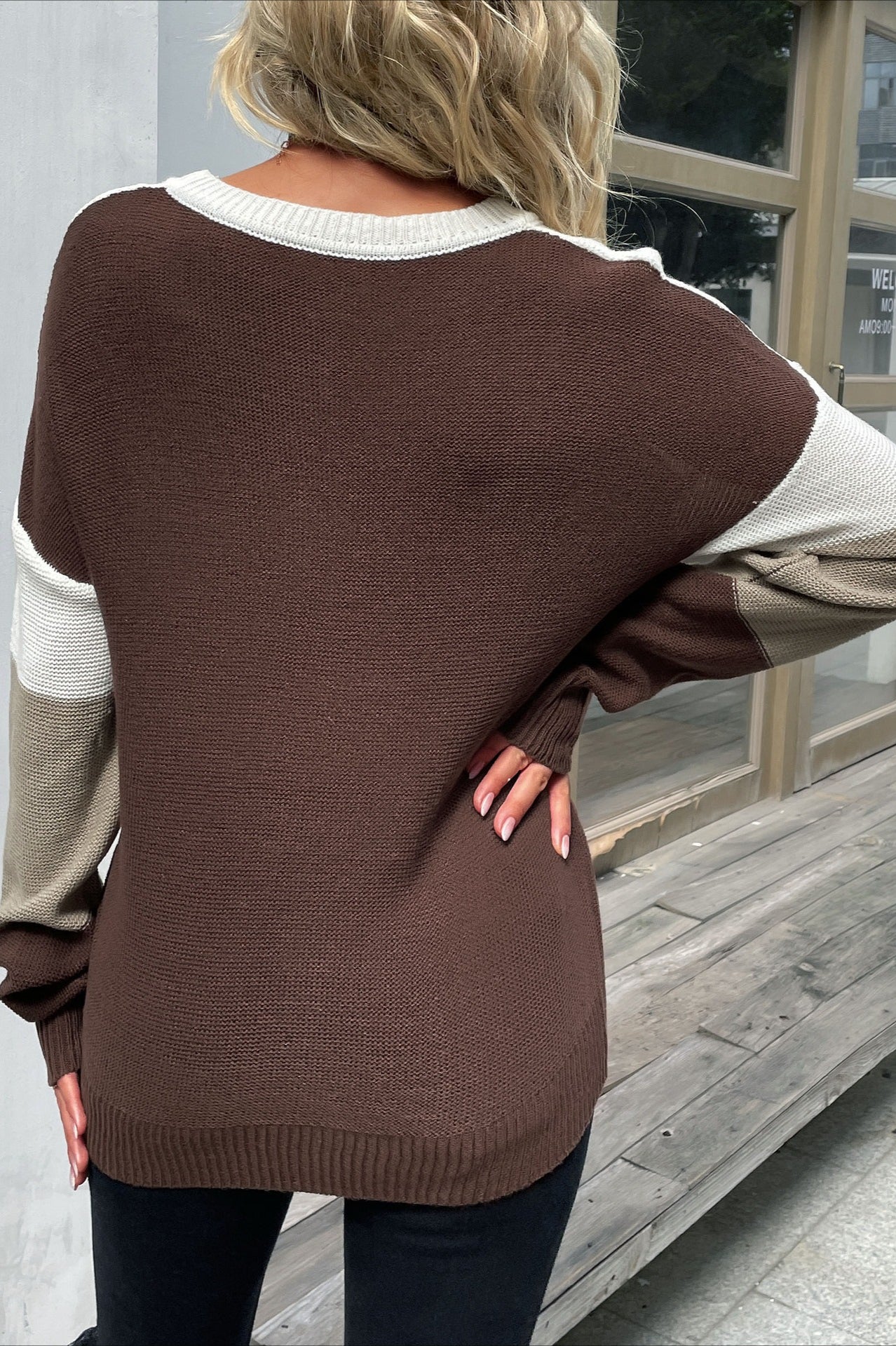 Casual Leopard Contrast Sleeve Sweater - Image 4