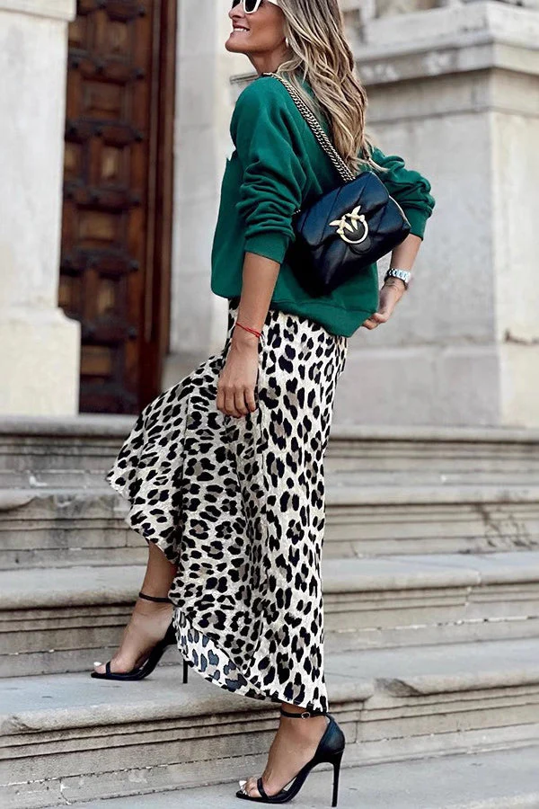 Casual Leopard Print Elastic A-Line Skirt - Image 2