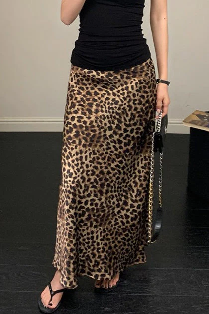 Asymmetric Leopard Print Maxi Skirt - Image 3